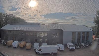 09:30