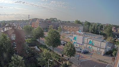 08:00