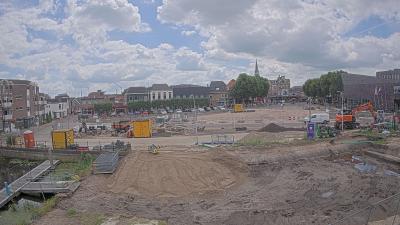 15:00