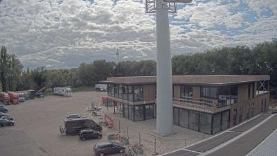 16:00