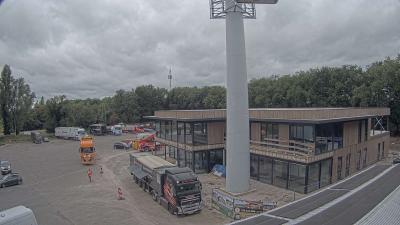 09:45