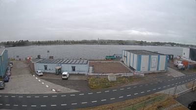 09:30