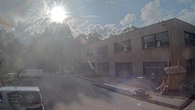 08:00