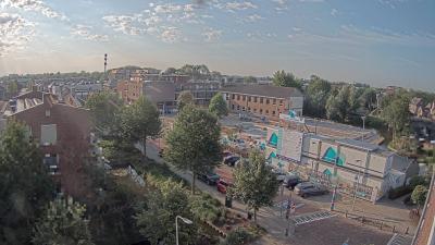 08:00