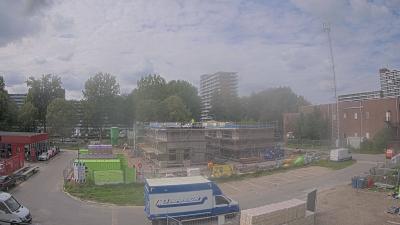 15:45
