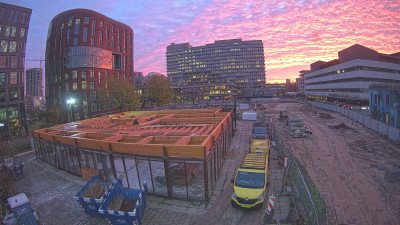 08:00