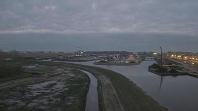 17:00