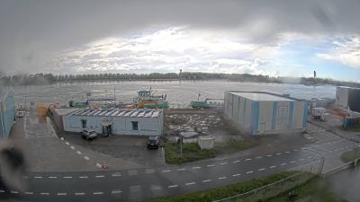 16:46