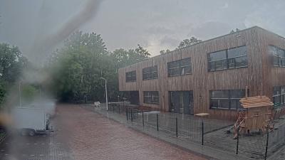 08:15
