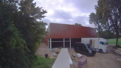 09:00
