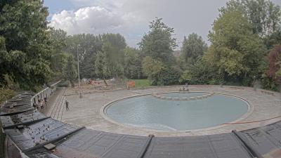 09:15