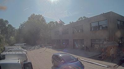 09:00