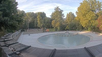 09:00