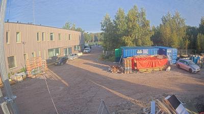 09:00