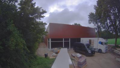 09:15