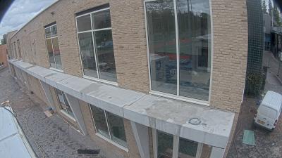 16:32