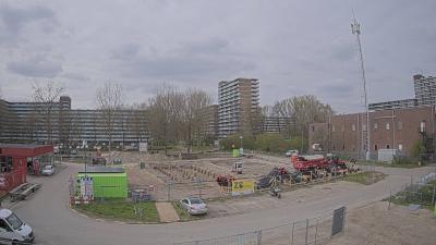 15:47