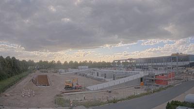 17:00
