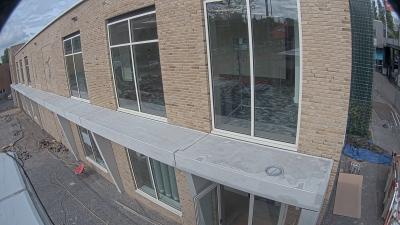 09:30