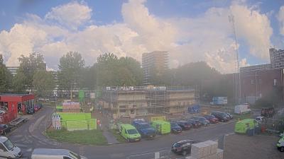 09:00