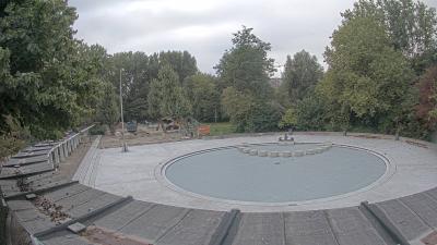 09:30