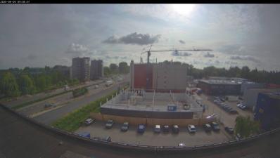 09:00