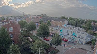 08:00