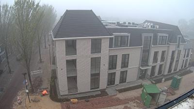 08:00