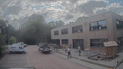 09:30