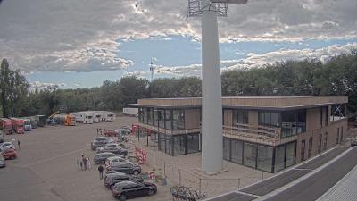17:00