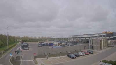 09:30