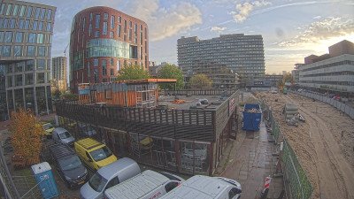 09:00