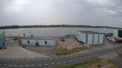 15:00