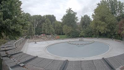 09:30