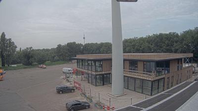 09:45