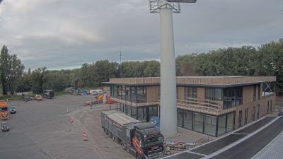 08:00