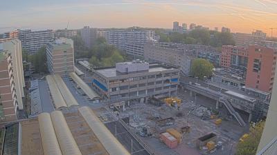 08:15