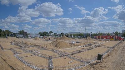 16:00