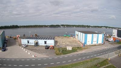 09:45