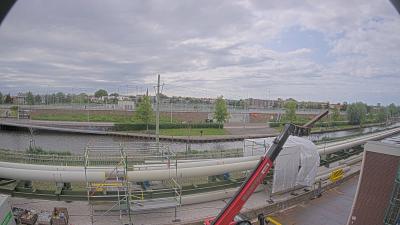 16:15