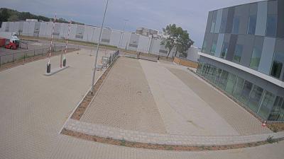 16:15
