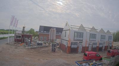 09:15