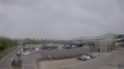 15:45