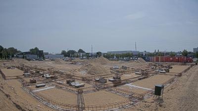 14:00