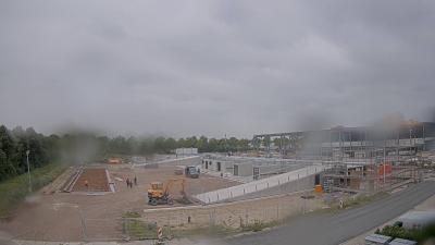 15:45