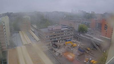 09:15