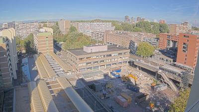 16:01