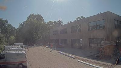 09:30