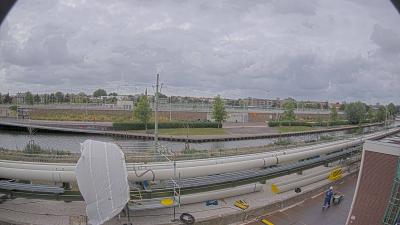 16:00