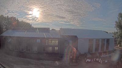 09:00